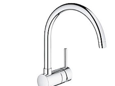 Grohe Minta kjøkkenkran med C-tut - Krom