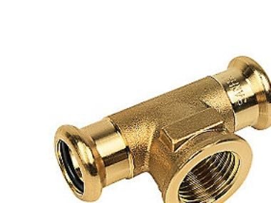 T-stykke 18x1/2x18 mm - med indvendig gevind. Cu press. M og V bakker