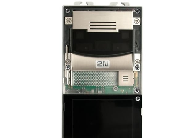 2N IP Verso Main Unit - Med kamera - hovedenhet for IP-hustelefonstasjon - kablet - 10/100 Ethernet - nikkel