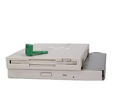 HPE - Platestasjon - CD / diskettdrevkombinasjon - IDE - plugginnmodul - 5.25" - for ProLiant DL320, DL360