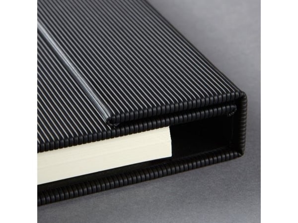 Sigel Conceptum Pure A4+ - Notisbok - 245 x 315 mm - 194 sider - rutet - svart