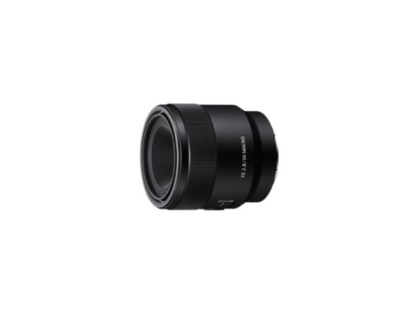 Sony SEL50M28 - Makroobjektiv - 50 mm - f/2.8 FE - Sony E-mount - för Cinema Line; a VLOGCAM; a1; a1 II; a6700; a7 IV; a7 V; a7C; a7C II; a7CR; a7R...