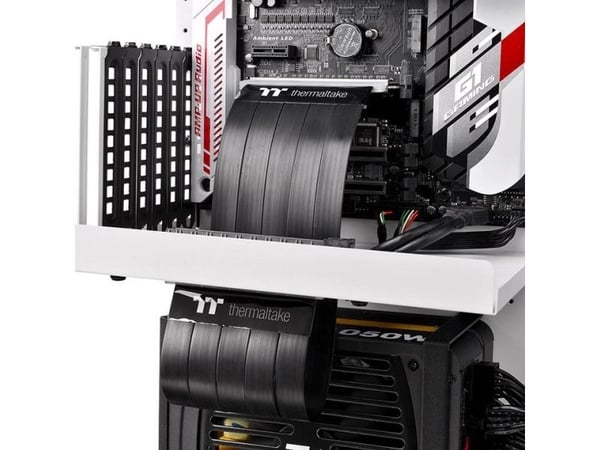 Thermaltake TT Premium PCI-E 3.0 Extender - PCI Express x16-kabel - 164 pin PCI Express (hann) til 164 pin PCI Express (hunn) - 30 cm - svart