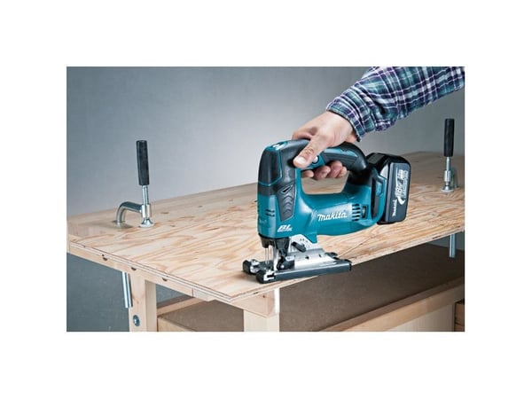 Makita DJV182Z - Løvsag - trådløs - uten batteri - 18 V