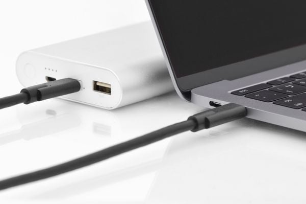 ASSMANN - USB-kabel - USB-C (hann) til USB-C (hann) - USB 3.1 Gen 2 - 1 m - formstøpt, 4K-støtte - svart
