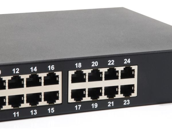 LevelOne GEP-2421W630 - Switch - 24 x 10/100/1000 (PoE) - rackmonterbar - PoE+ (630 W)