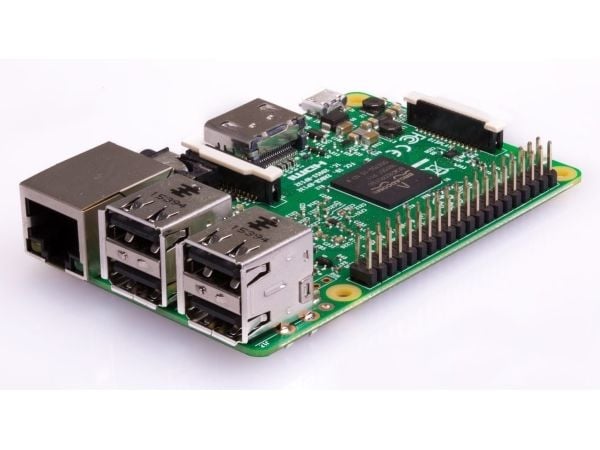 Raspberry Pi 3 Model B - Dator med ett kort - Broadcom BCM2837 / 1.2 GHz - RAM 1 GB - 802.11b/g/n, Bluetooth 4.1