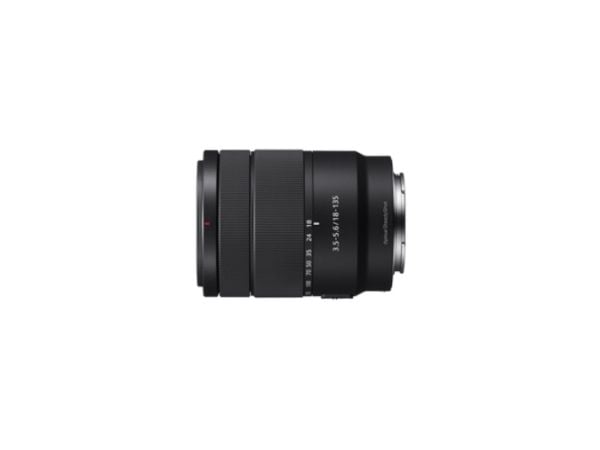 Sony SEL18135 - Zoomlins - 18 mm - 135 mm - f/3.5-5.6 E OSS - Sony E-mount - för Cinema Line; a VLOGCAM; a1; a1 II; a6700; a7 IV; a7 V; a7C; a7C II...