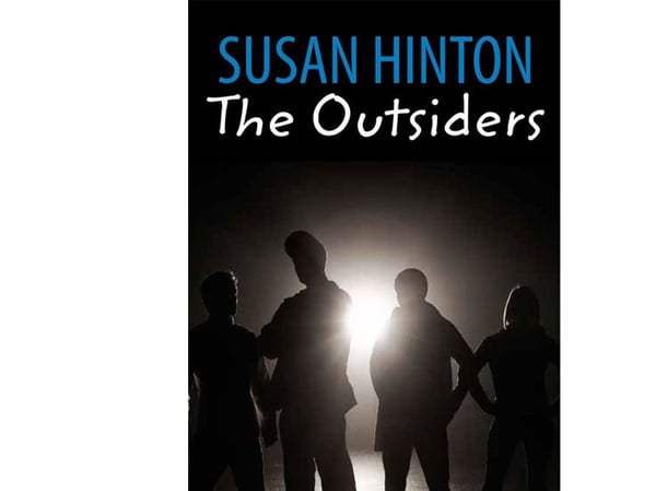 The Outsiders, ER B | S.E. Hinton; Susan Hinton | Språk: Engelsk
