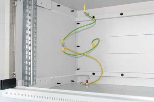 Triton 19 vegghus 4U 1 del T400 lys grå flatpakke