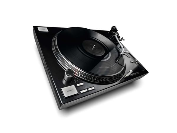 Reloop RP-7000 MK2, Suoraveto-DJ-levysoitin, 33 1/3,45,78 RPM, 0,01%, -55 dB, Ohje, 0,2 s