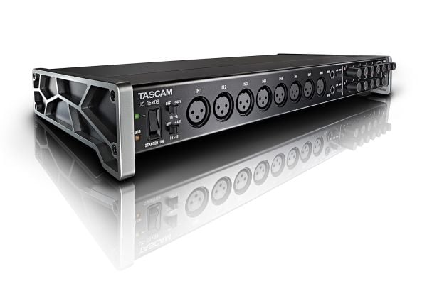 Tascam US-16x08 lydkort