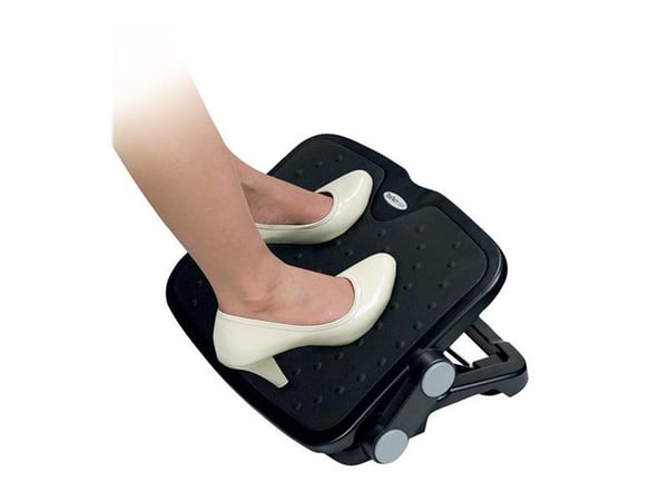Startech Under Desk Foot Rest - 18in x 14in - Adjustable Height and Angle - Foot Stool - Footrest for Desk - Office Foot Rest (FTRST1) - Fotstøtte ...