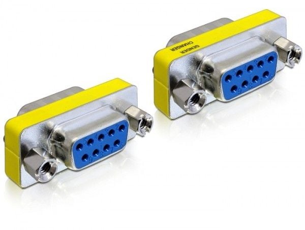 Delock - Seriell hann-hunnveksler - DB-9 (hunn) til DB-9 (hunn)