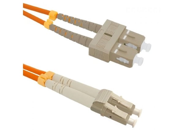 Qoltec - Koblingskabel - SC/UPC-multimodus (hann) til LC/UPC-multimodus (hann) - 2 m - fiberoptisk - dupleks - 50 / 125 mikroner - OM2 - halogenfri...