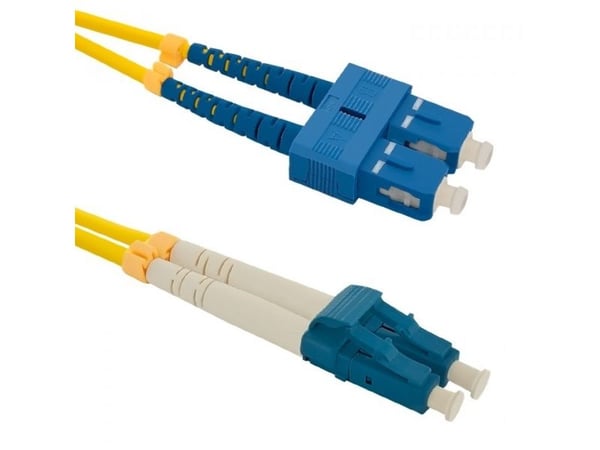 Qoltec - Koblingskabel - SC/UPC-enkeltmodus (hann) til LC/UPC-enkeltmodus (hann) - 1 m - fiberoptisk - dupleks - 9 / 125 micron - G.652D - halogenf...