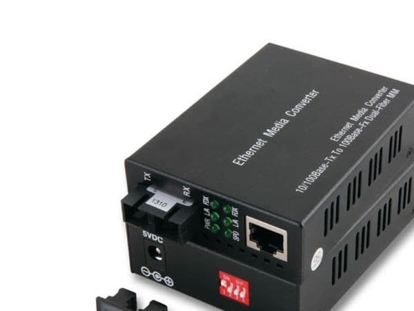 EFB Elektronik EL023V2, 100 Mbit/s, 100Base-TX, 100Base-FX, Nopea Ethernet, 10,100 Mbit/s, Täysi, Puolikas