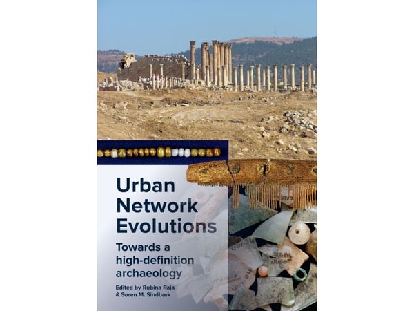 Urban Network Evolutions | Språk: Engelsk