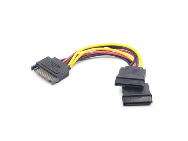 Cablexpert CC-SATAM2F-01 - Strømsplitter - SATA-strøm (hunn) til SATA-strøm (hann) - 15 cm
