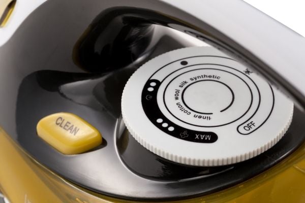 Camry Premium CR 5029, Ångstrykjärn, Svart, Gul, 2400 W, 220-240 V, 50 - 60 hz, 320 mm