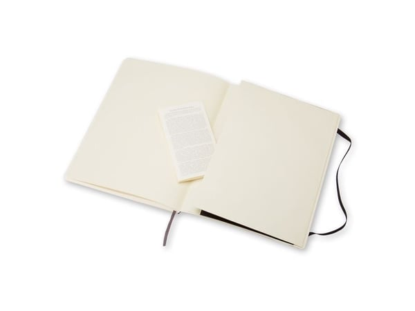 Moleskine Classic Notebook XL, ulinjeret, soft cover sort