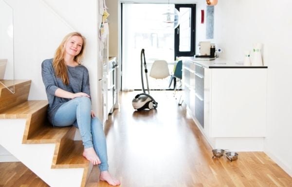 Nilfisk One WB10P05A-HB15 EU - Støvsuger - kanister - pose - hvit