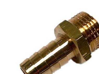 Messing slangeforskruning ½" slangenippel og ½" udvendigt gevind med 6 kant mellem nippel og gevind