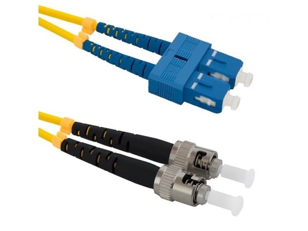 Qoltec - Koblingskabel - SC/UPC-enkeltmodus (hann) til ST/UPC-enkeltmodus (hann) - 1 m - fiberoptisk - dupleks - 9 / 125 micron - G.652D - halogenf...