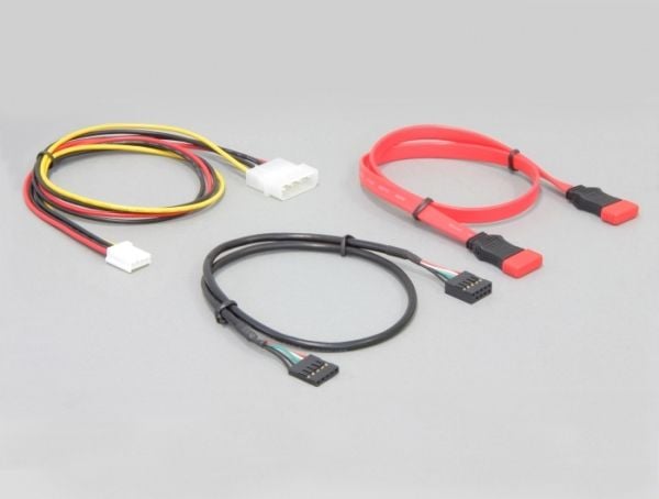 Delock Slot bracket 1 x eSATApd 5 V / 12 V - Intern til ekstern SATA-panel - 4-pin mini-strømkontakt, SATA, 9-pins USB-header til 11 pin USB/eSATA ...