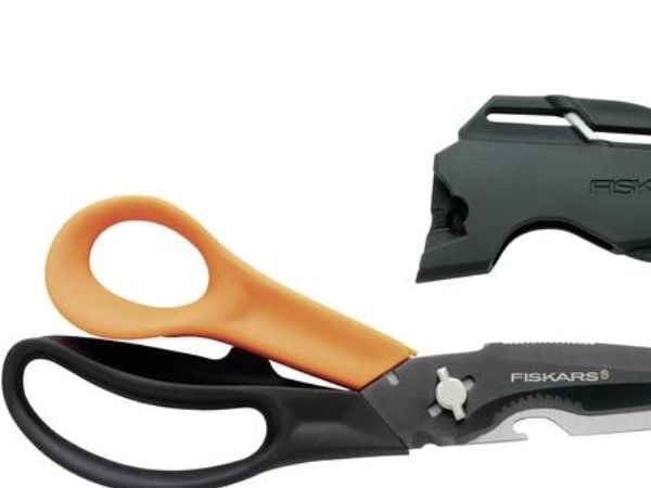 Fiskars Cuts+More monikäyttöinen - Saks