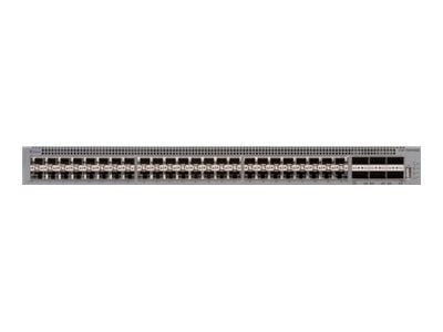Extreme Networks ExtremeSwitching 7200 Series VSP 7254XSQ - Switch - L3 - Styrt - 48 x 10 Gigabit SFP+ + 6 x 40 Gigabit QSFP+ - front til bakside-l...