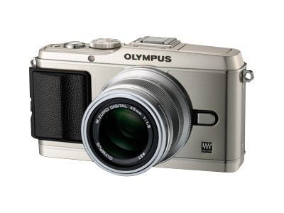 Olympus M.ZUIKO DIGITAL 45mm F1.8, 9/8, Automaattinen tarkennus