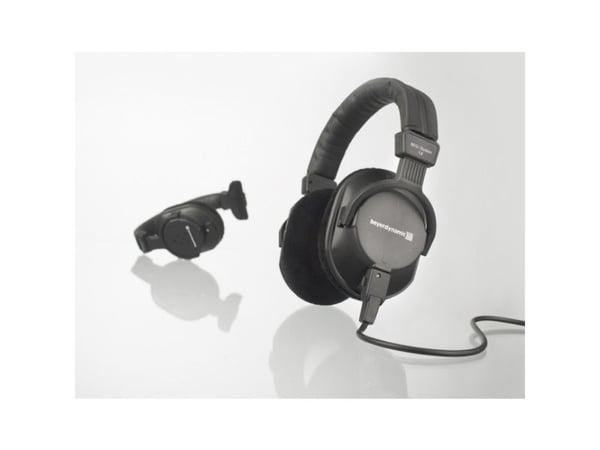 Beyerdynamic DT 250, 250 ohms, Koblet med ledninger (ikke trådløs), 10 - 30000 Hz, Musikk, 240 g, Hodetelefoner, Sort