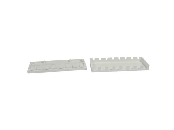 Keystone-moduulin tuki patch-paneeli 8x pinta-asennettavalle TP-moduulille valkoinenABS Synergy 21