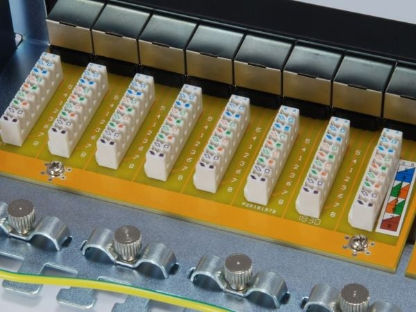 Equip 326625, RJ-45, Cat6a, Sort, 1U, RoHS, CE