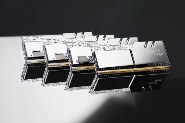 G.Skill Trident Z Royal Series - DDR4 - sett - 64 GB: 4 x 16 GB - DIMM 288-pin - 3200 MHz / PC4-25600 - CL16 - 1.35 V - ikke-bufret - ikke-ECC - sølv