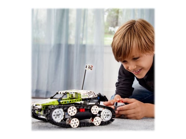LEGO Technic 42065 - RC Tracked Racer
