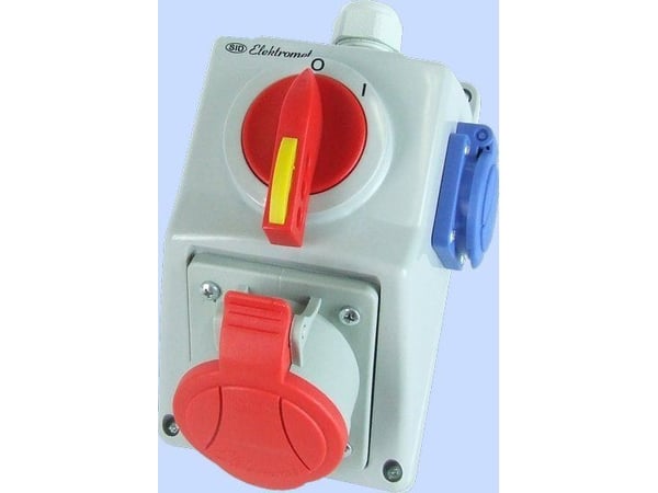 Asennussarja erottimella 32A 5P 400V, 1x16A 250V 2P+Z O-I C32-18.1N IP54 974012