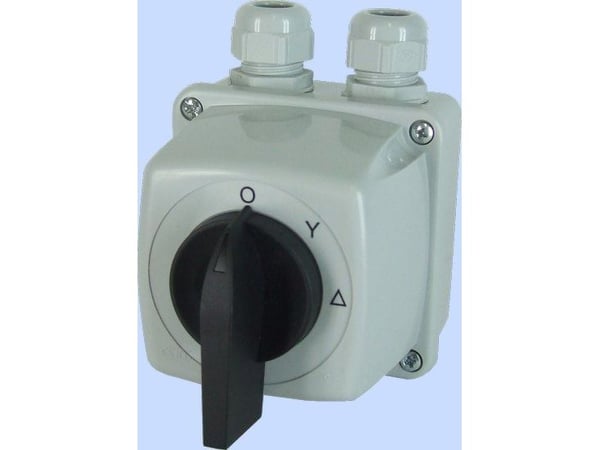 Elektromet tähti-kolmio kytkin 3P 16A IP44 kotelokaarella E16-23 (951622) Elektromet tähti-kolmio kytkin 3P 16A IP44 kotelokaarella E16-23 (951622)