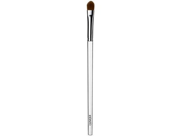 Clinique Concealer Brush -meikkisivellin (20714228040)