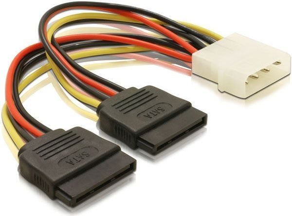 Qoltec - Strømforsyningsadapter - SATA strøm (hun) til 4-PIN intern strøm (han) - 20 cm