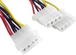 Gembird CC-PSU-1 - Strømsplitter - 4-pin intern strøm (hunn) til 4-pin intern strøm (hann) - 13.3 cm