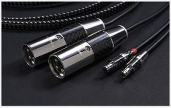 Furutech ADL XLR CF-H800 1,3 m svart Furutech ADL XLR CF-H800 1,3 m svart