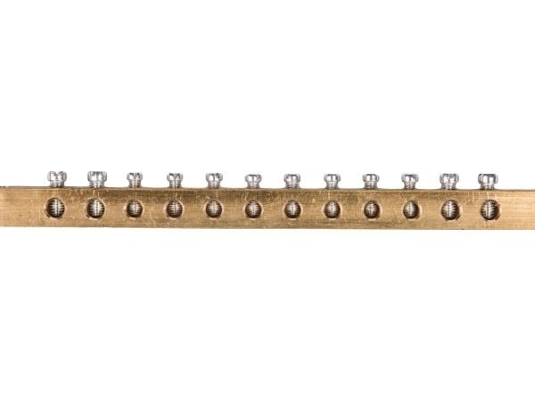 Ergom Maahan asennettava suojapuristin MZO 8x4/4x10 10kpl (R33RA-01010104201)