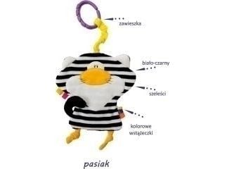 Hencz skramle-lydende katt
