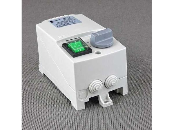 BREVE hastighetsregulator 1-fase ARW 3,0/2 230V 3A IP54 (17886-9991)