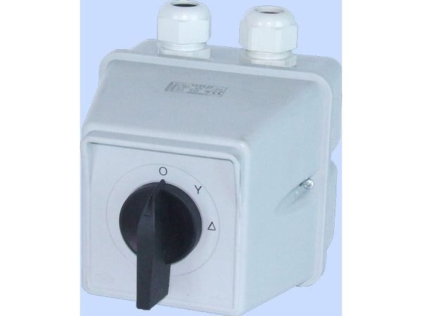Elektromet tähti-kolmio kytkin 3P 63A IP44 ŁK 63-23 kotelossa (926323) Elektromet tähti-kolmio kytkin 3P 63A IP44 ŁK 63-23 kotelossa (926323)