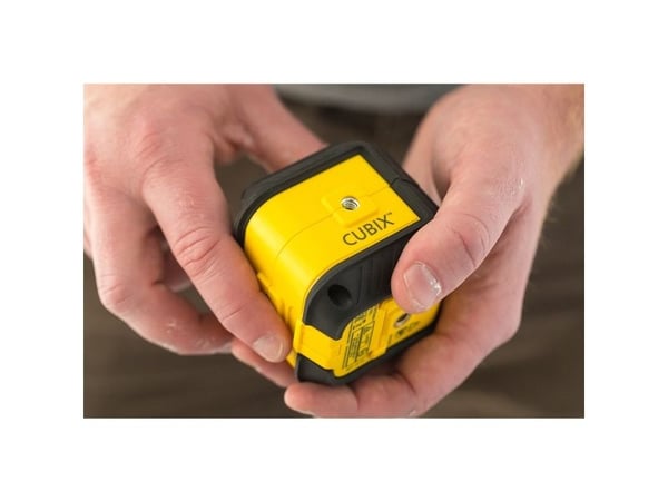 Stanley STHT77499-1, 16 m, 6 mm/m, 4°, Horisontal/vertikal, Grønn, Linjevater