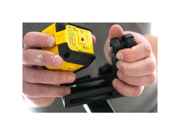 Stanley STHT77498-1, 12 m, 0,45 mm/m, 4°, Vaaka/Pysty, Punainen, Linjalaser