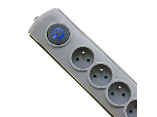 Qoltec Quick Switch - Strømstødsbeskytter - AC 230 V - 3680 Watt - output-stikforbindelser: 6 - 1.8 m ledning - grå